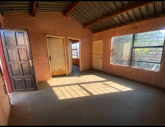 2 BEDROOM HOUSE FOR SALE IN PALM RIDGE